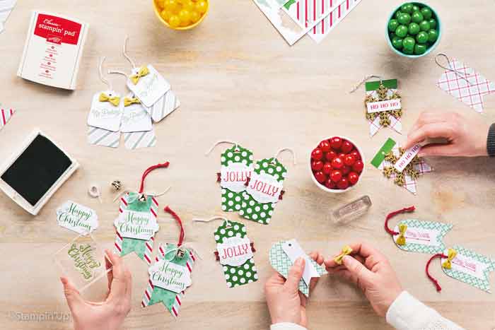 Holiday15_p02_a